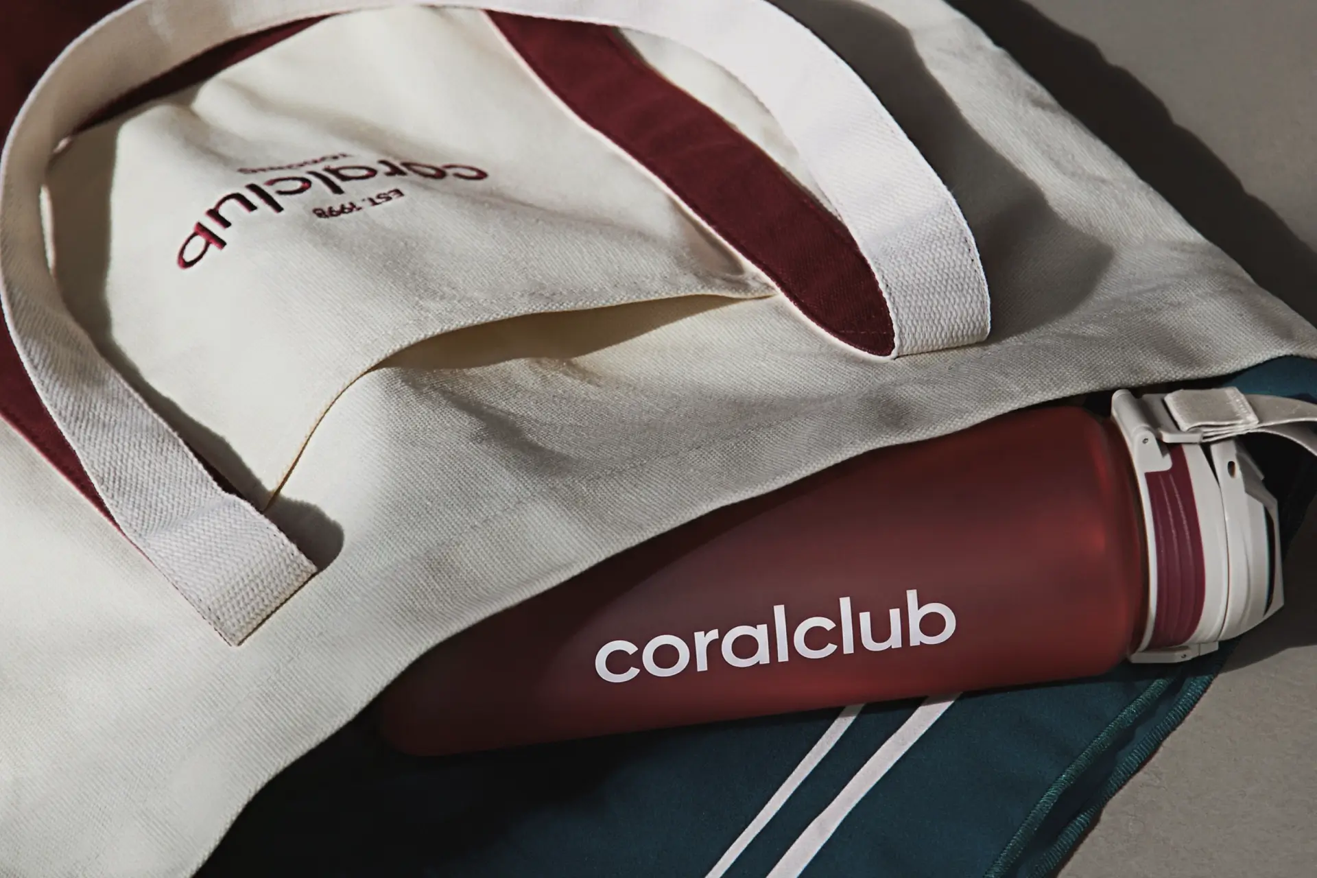 Coral Club Plastic Bottle, burgundy